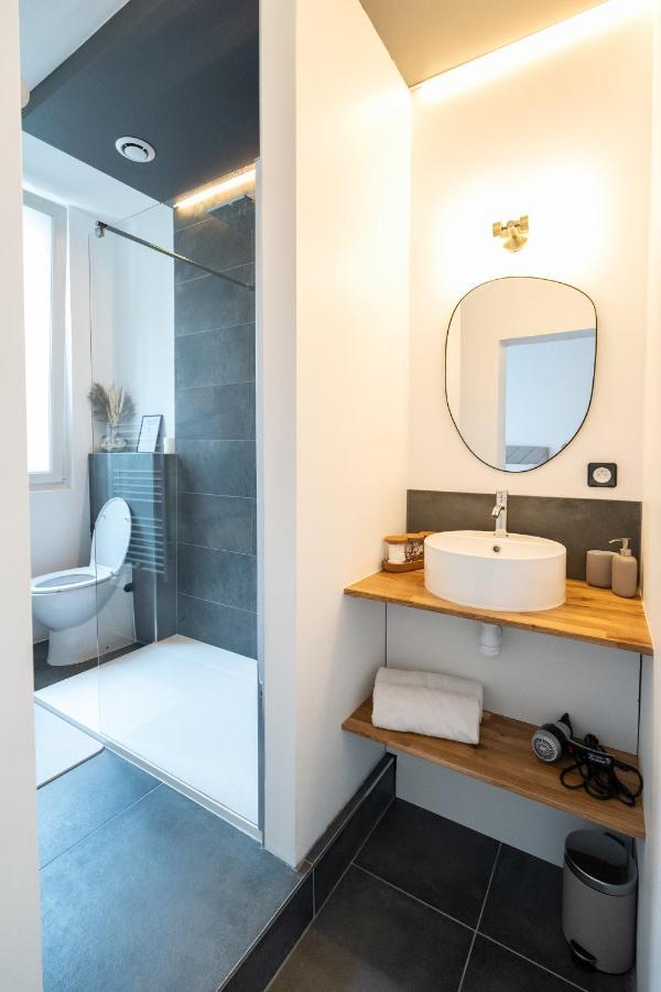 So Guest, Clou Dans Le Fer, Modern Suite Near Cathedral แร็งส์ ภายนอก รูปภาพ